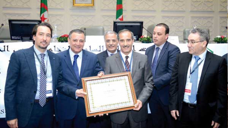 تتويج "انفراراي" و" فينوس" بجائزة النوعية 2015