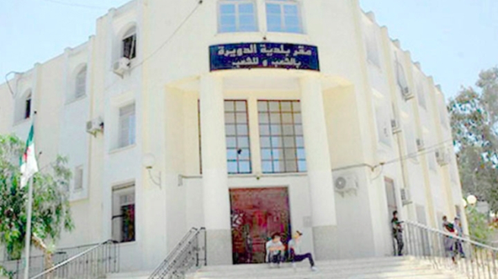 نقائص بالجملة بحي أم سديرة بالدويرة