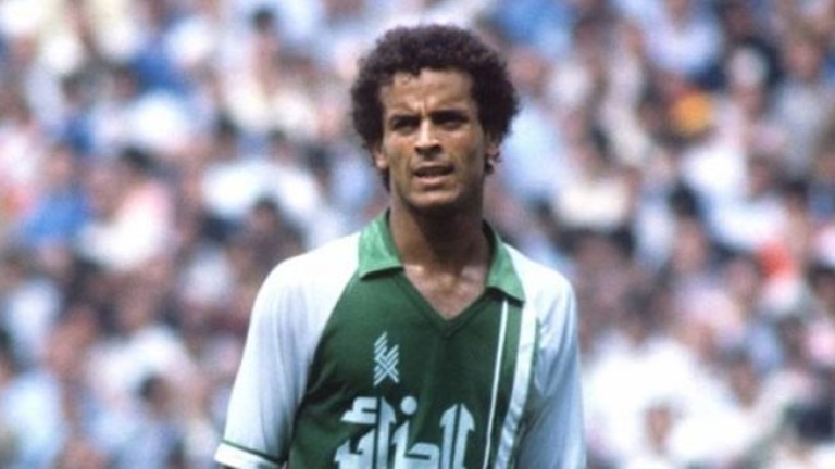 "الأسطورة" بلومي سفيرٌ لألعاب وهران