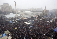 تصاعد حدة القبضة بين المعارضة الأوكرانية وكييف