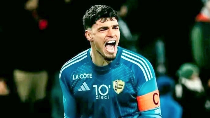 اللعب للمنتخب الوطني الجزائري حلمي منذ الصغر