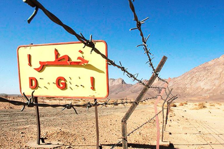 فرنسا مطالبة بتطهير مواقع تجاربها النووية في الصحراء الجزائرية