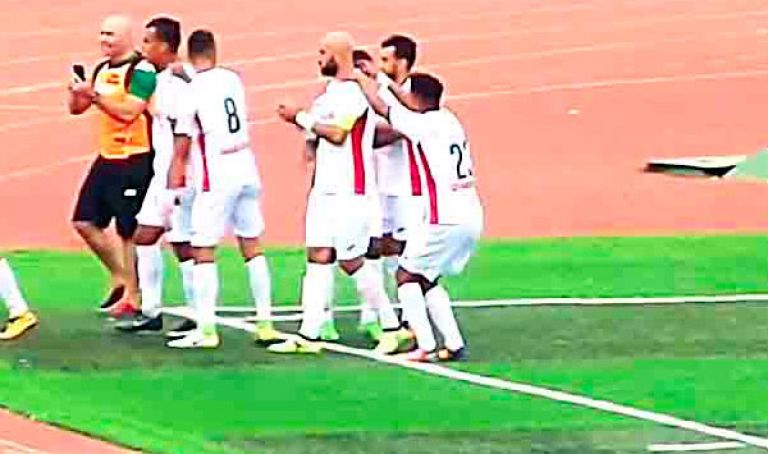 اتحاد بلعباس يلتحق بشبيبة القبائل في الدور النهائي