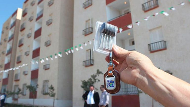 المستفيدون يستعجلون تسليم المفاتيح