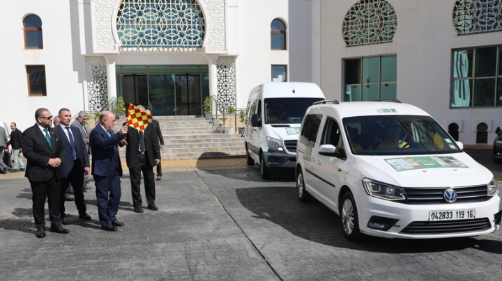 "أسبوع الحج" في 5 ولايات لتكوين ضيوف الرحمان