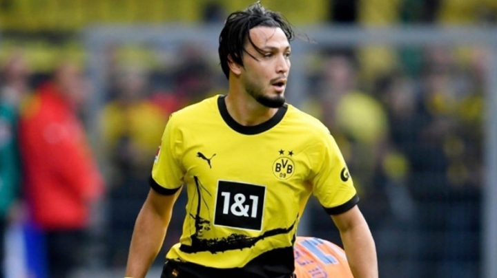 بن سبعيني أفضل مدافع في البطولة الألمانية