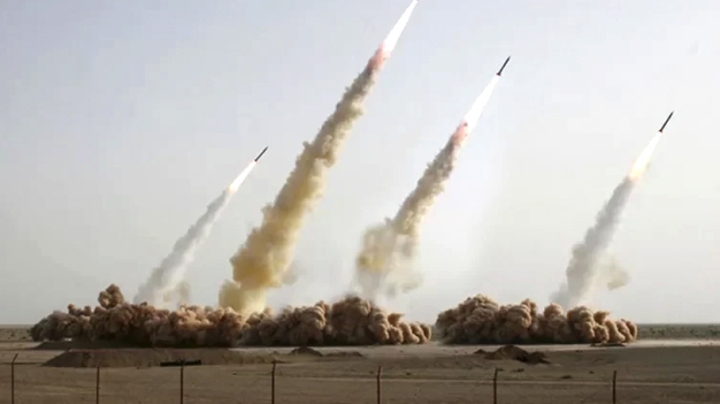 إيران ترد بعملية "الوعد الصادق 4"