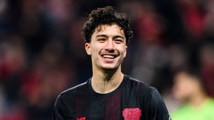 مدرب ليفركوزن يطمئن بخصوص إصابة إبراهيم مازة