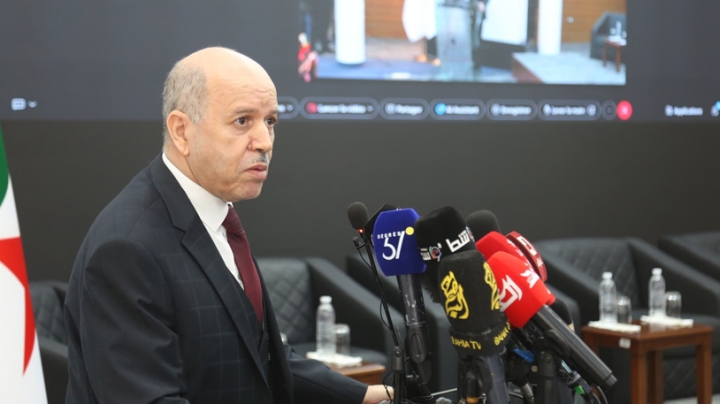 منحة البطالة التزام من الدولة بمرافقة أبنائها