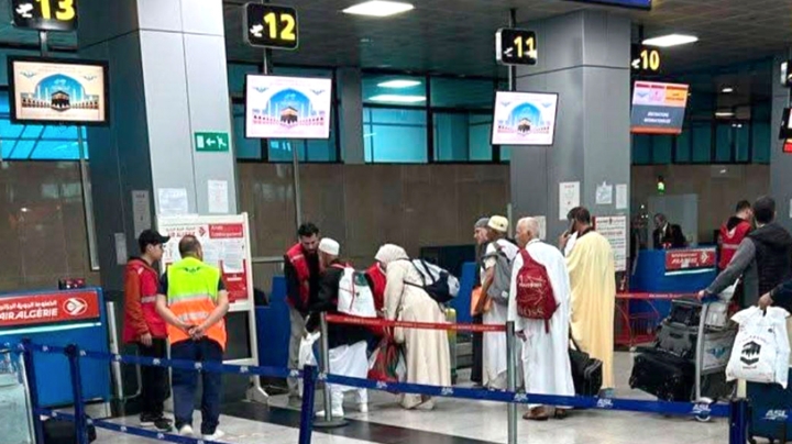 نقل 6 آلاف حاج وحاجة نحو البقاع المقدسة