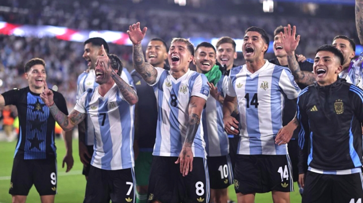 سكالوني يعلن عن قائمة الأرجنتين المعنية بمونديال 2026