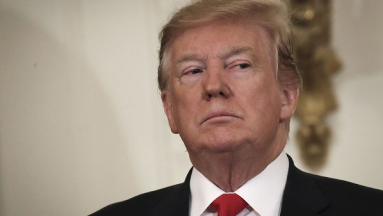 دونالد ترامب أول رئيس يمثل أمام محكمة الجنايات