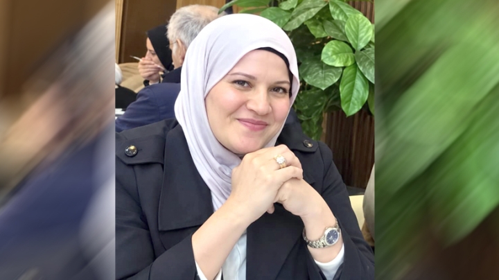صوريا غماري... قصة نجاح ملهمة في صناعة التجميل بالجزائر