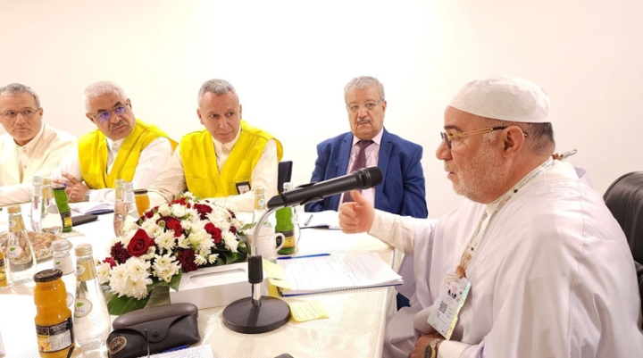 تطبيق "المشاعر" لمتابعة مسار الحجّاج بعرفات ومنى