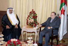 الرئيس بوتفليقة يستقبل سفراء السعودية، البيرو، إسبانيا واليونان 
