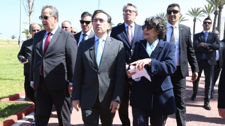 وزير الخارجية الإسباني يزور حصن سانتا كروز