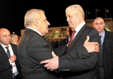 رئيس مجلس الوزراء المصري يغادر الجزائر 