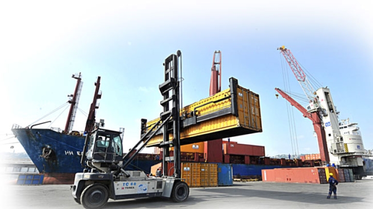 "اقتصاد جديد".. عام للسرعة القصوى والتحرّر من "البقرة الحلوب"