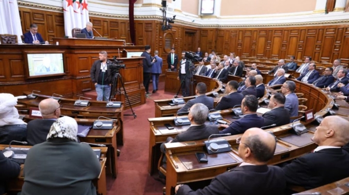 النظر في أحكام قانوني المرور وتجريم الاستعمار محل الخلاف هذا الخميس