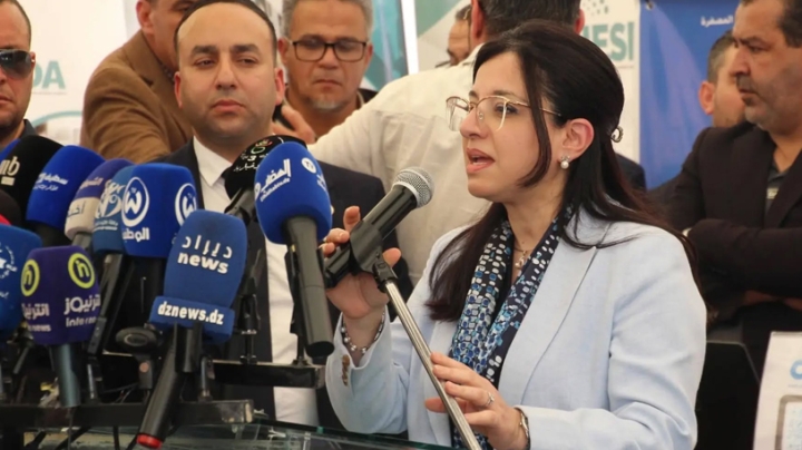 فتح آفاق التجارة الرسمية أمام النّاشطين في السوق الموازية