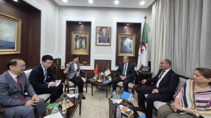 ترقية المبادلات التجارية الجزائرية الصينية