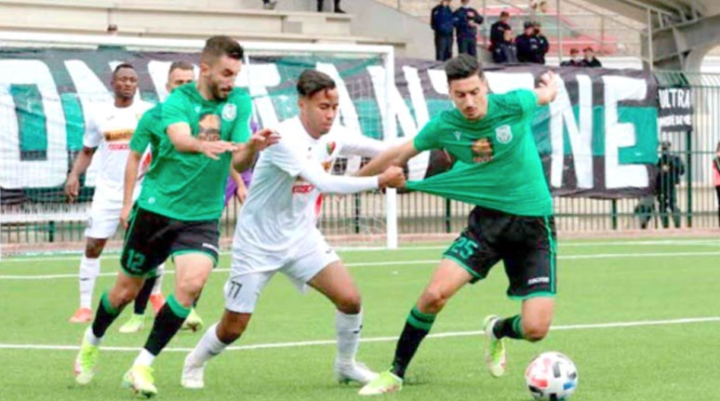 مدرب &quot;الوفاق&quot; يتحدى &quot;المولودية&quot; في قمة اليوم