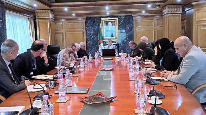 متابعة برنامج رقمنة مصالح الطاقة والطاقات المتجددة