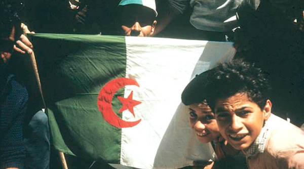 بدون تعليق