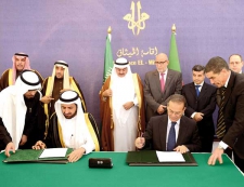 الجزائر والسعودية توقعان على 3 اتفاقيات تعاون  