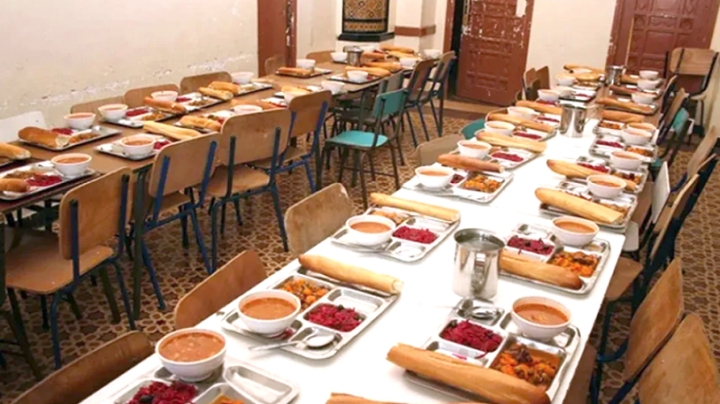 فتح 17 مطعمَ إفطار وتوزيع 8 آلاف مساعدة و5 آلاف قفة