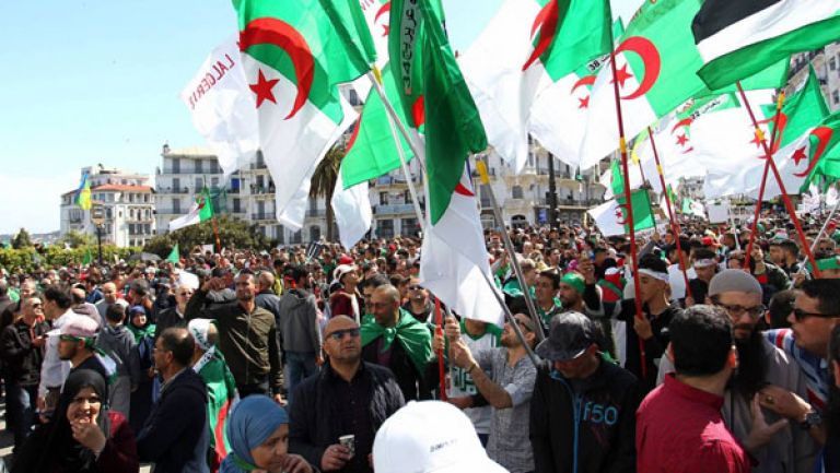 سنة كاملة لحراك رسم معالم جزائر جديدة وحارب الفساد