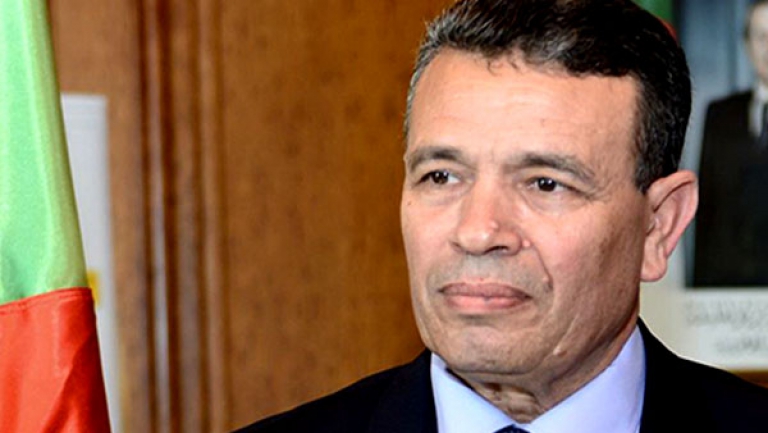 حل أزمة أسعار النفط بيد روسيا وتجميد الإنتاج &quot;أضعف الإيمان&quot;