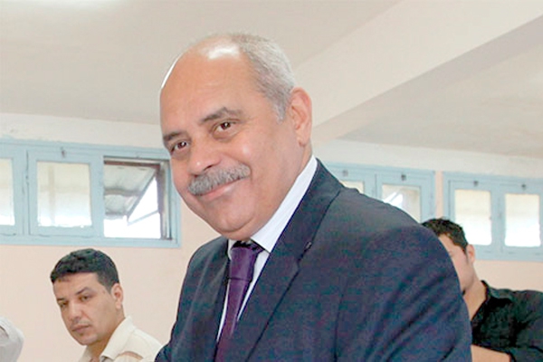 تشكيل فريق من الخبراء لمتابعة مشاريع الطريق السيار