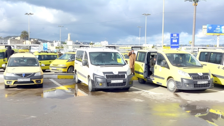 نحو تطهير نشاط سيارات الأجرة بين الولايات بمحطة خروبة