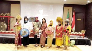 إندونيسيا تستعرض تاريخها وتراثها الثقافي بالجزائر