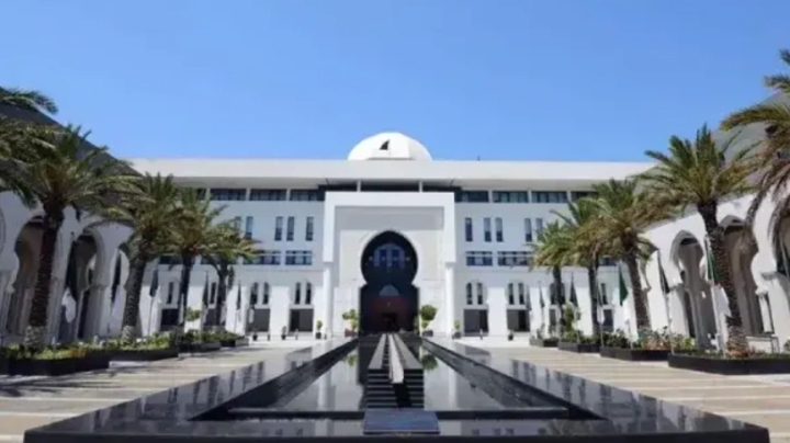 الجزائر تدين بأشد العبارات الغارات الإسرائيلية الهمجية على لبنان