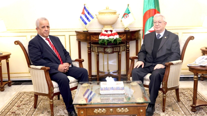 إشادة بواقع وآفاق العلاقات الثنائية وعمقها التاريخي