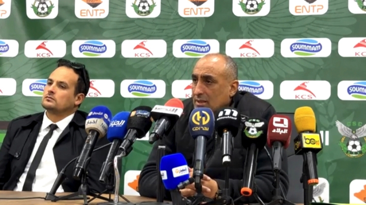 الطاقم التدريبي لـ"السياسي" يستقيل ويغادر الوطن