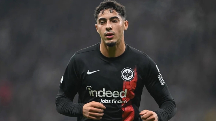 يواصل التألّق مع فرانكفورت