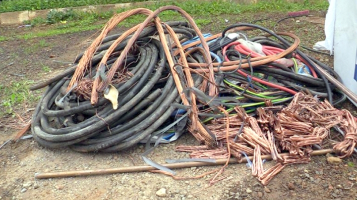 339 حالة سرقة وتخريب لكوابل الهاتف بتيبازة