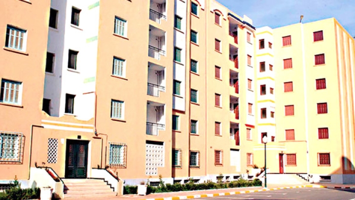 تسليم 1184 وحدة سكنية بمختلف الصيغ