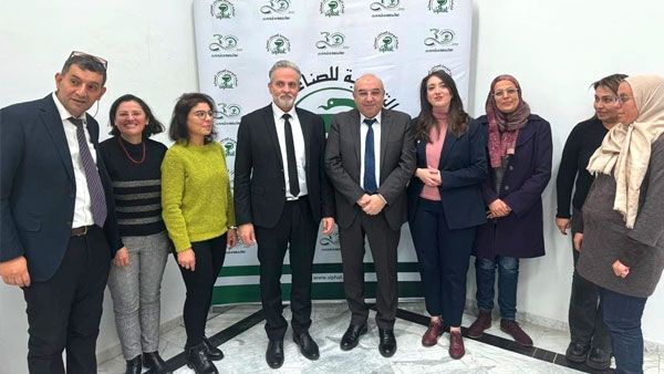 بحث التعاون والشراكة بين "صيدال" و"سيفات" التونسية