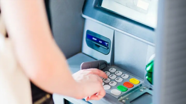 ارتفاع عدد أجهزة الصرف الآلي ومحطات الدفع