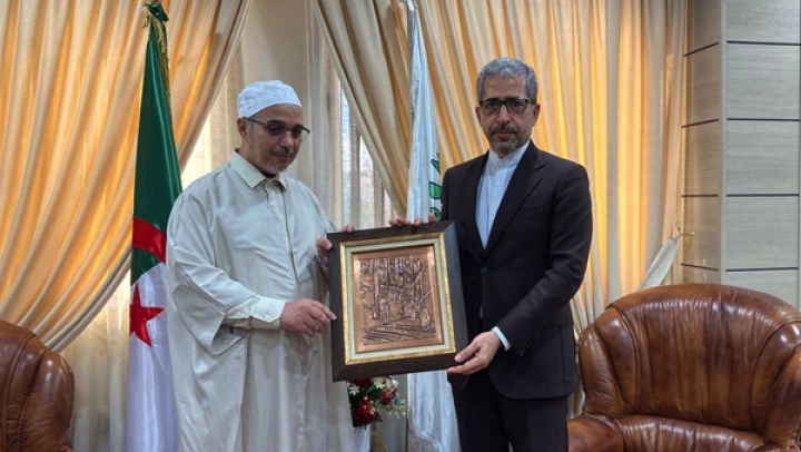 إشادة بالمجلس الإسلامي الأعلى كمرجعية رائدة بالمنطقة