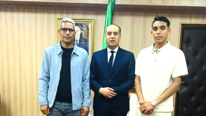 صادي يستقبل العدّاء الواعد زكرياء طواهرية