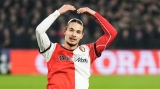 لاعب المنتخب الوطني أنيس حاج موسى