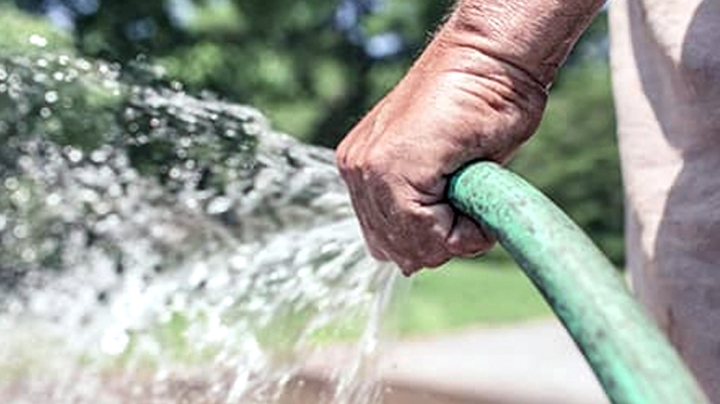 تدابير استباقية لضمان وفرة المياه ونظافة المحيط