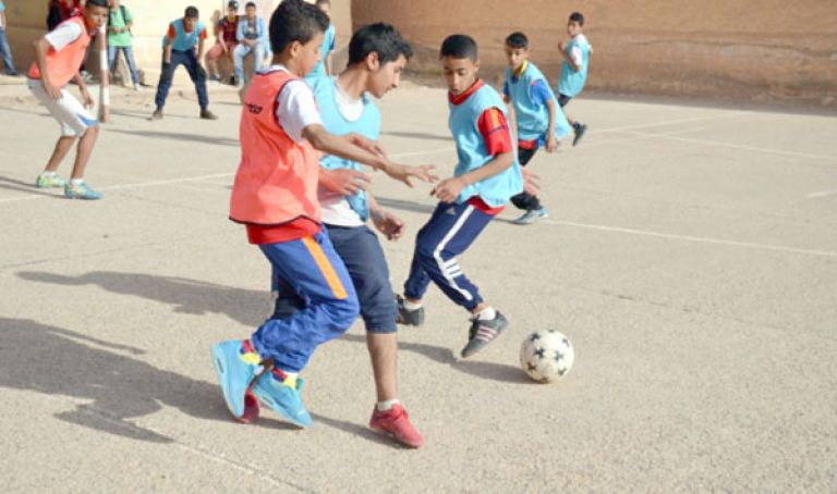 كرة القدم بالجلفة وألعاب القوى ببجاية