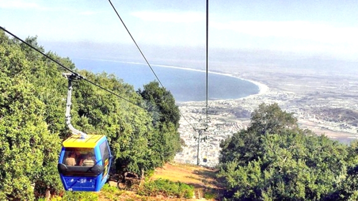 "تلفريك"عنابة.. شراع يعانق سماء سرايدي الشتوي