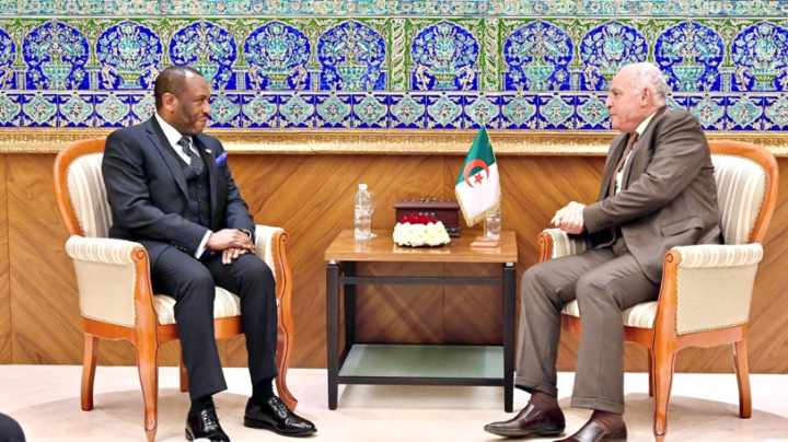 عطاف يستلم أوراق اعتماد سفير غانا